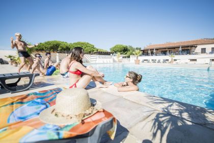 Piscine extérieure et pataugeoire